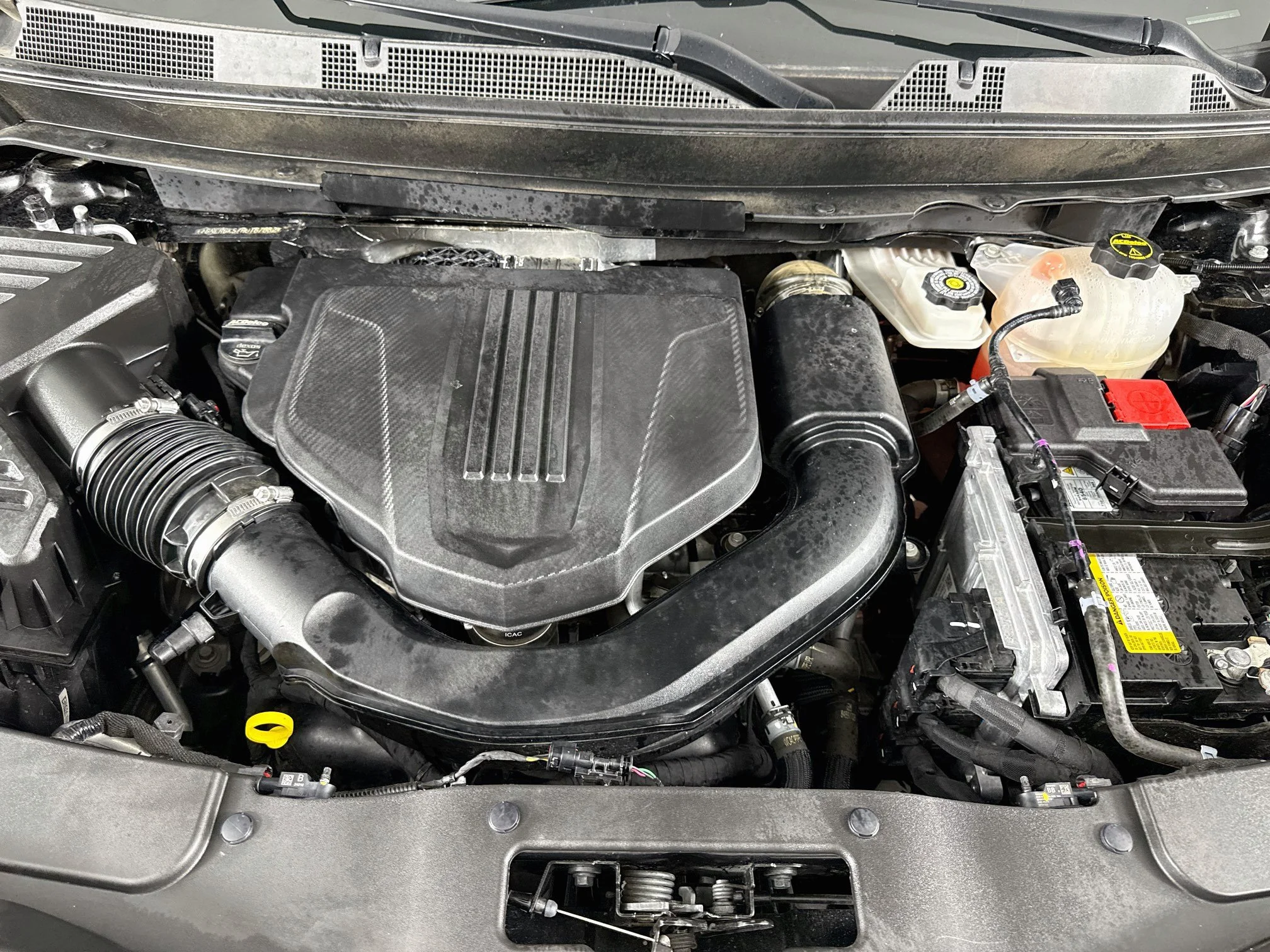 Used 2024 Mosaic Black Metallic Chevrolet LT image 33