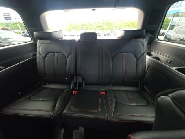 Used 2023 Black Ford Limited image 30