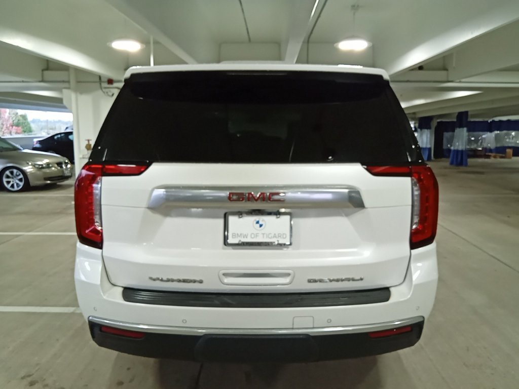 Used 2023 White Frost Tricoat GMC Denali image 7
