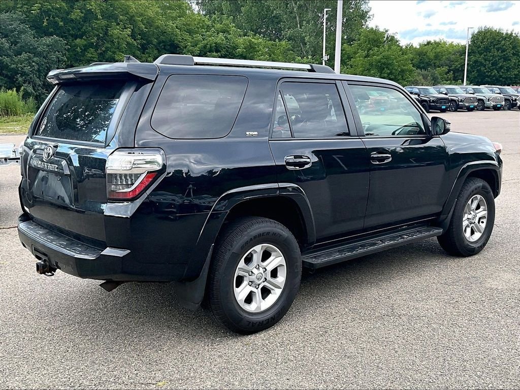 Used 2022 Black Toyota SR5 Premium image 6