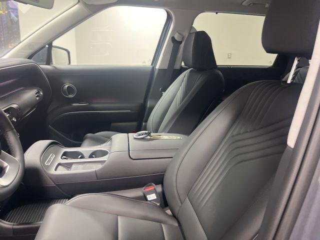 New 2026 Gray Hyundai SEL Premium FWD image 8