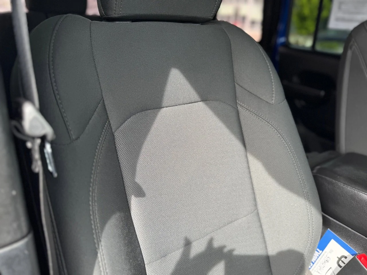 Used 2019 Ocean Blue Metallic Clearcoat Jeep Sport S image 48