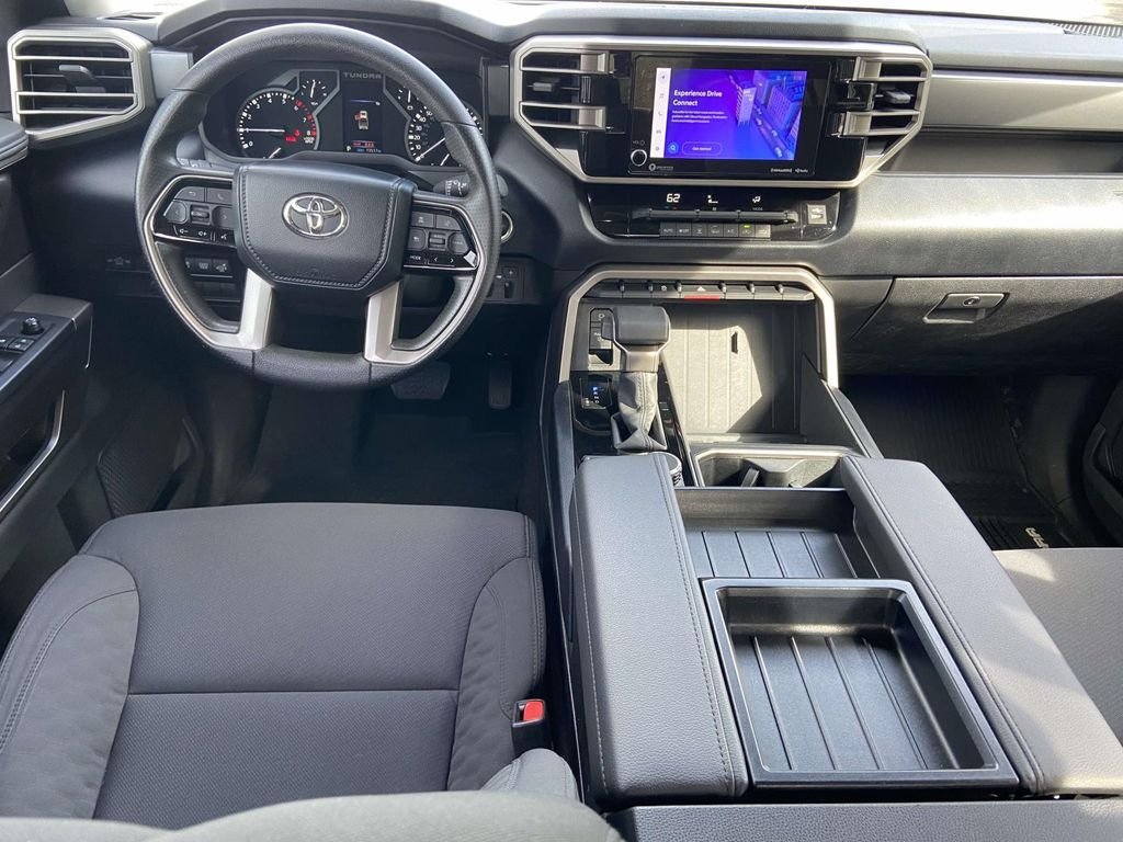 2024 Toyota Tundra SR5 - Photo 10
