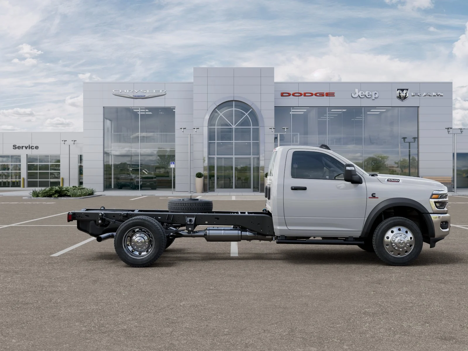 New 2026 Bright White Clearcoat RAM Tradesman image 48