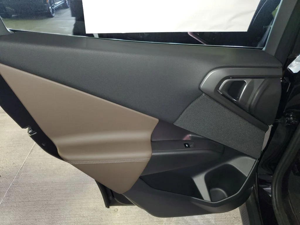 2026 BMW X3 30 - Photo 9