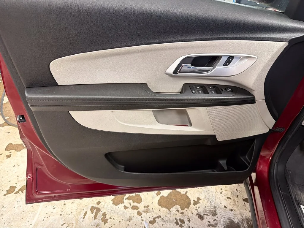 Used 2017 Red Chevrolet LT image 17