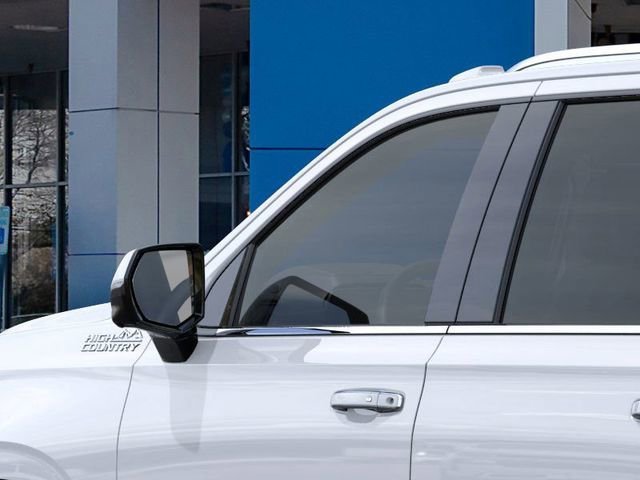 2026 Chevrolet Suburban High Country - Photo 13