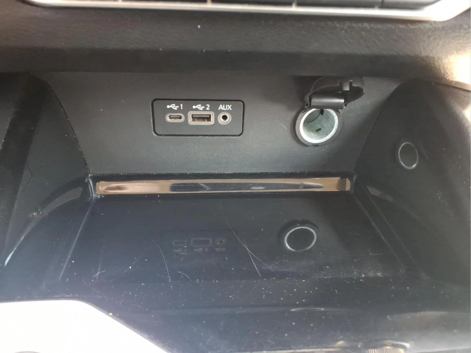 Used 2024 Gun Metallic Nissan 2.5 SV image 25