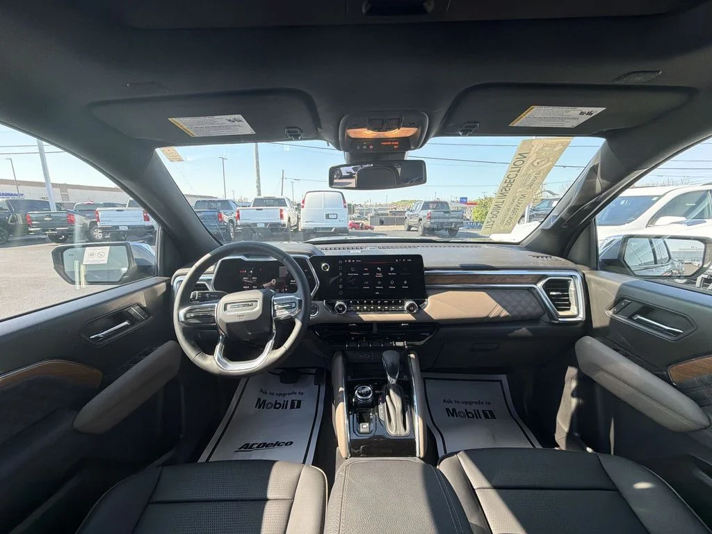 Used 2026 Black GMC Denali image 10