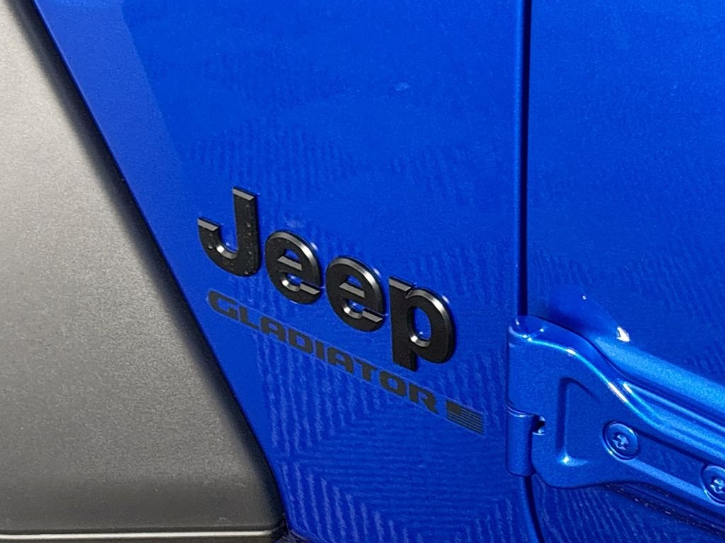 New 2026 Hydro Blue Pearl-Coat Exterior Paint Jeep Sport S image 23