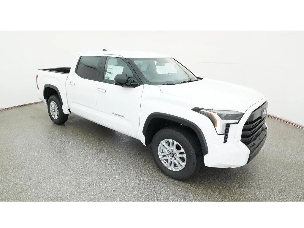 New 2026 Ice Cap Toyota SR5 image 17