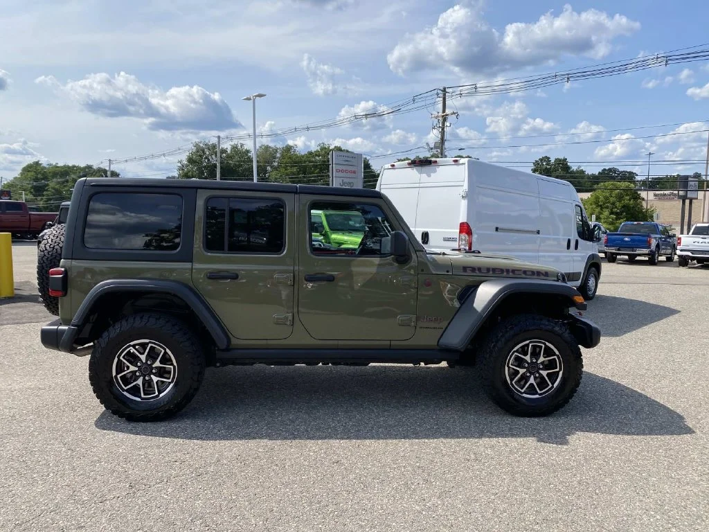 Certified Used 2026 Green Jeep Rubicon image 2