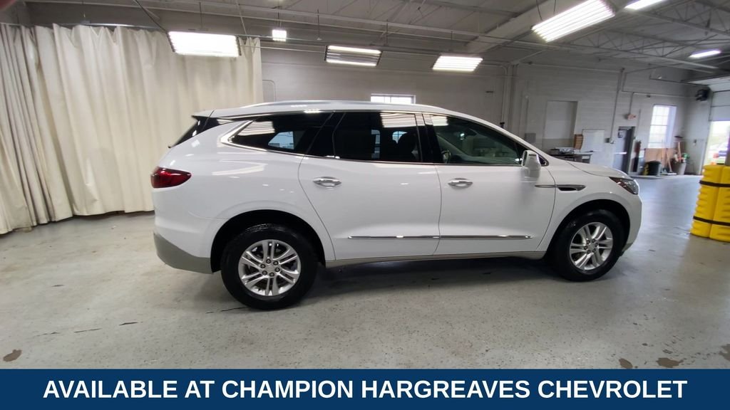 Used 2020 Summit White Buick Essence image 11