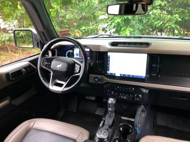 Used 2022 Oxford White Ford Wildtrak image 13