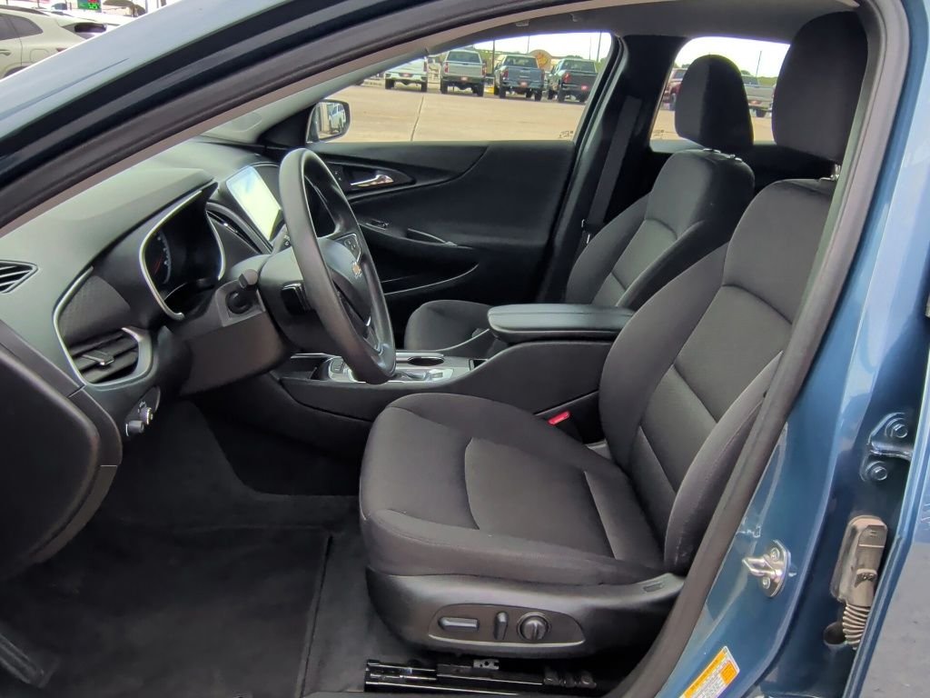 Used 2025 Blue Chevrolet LT image 12