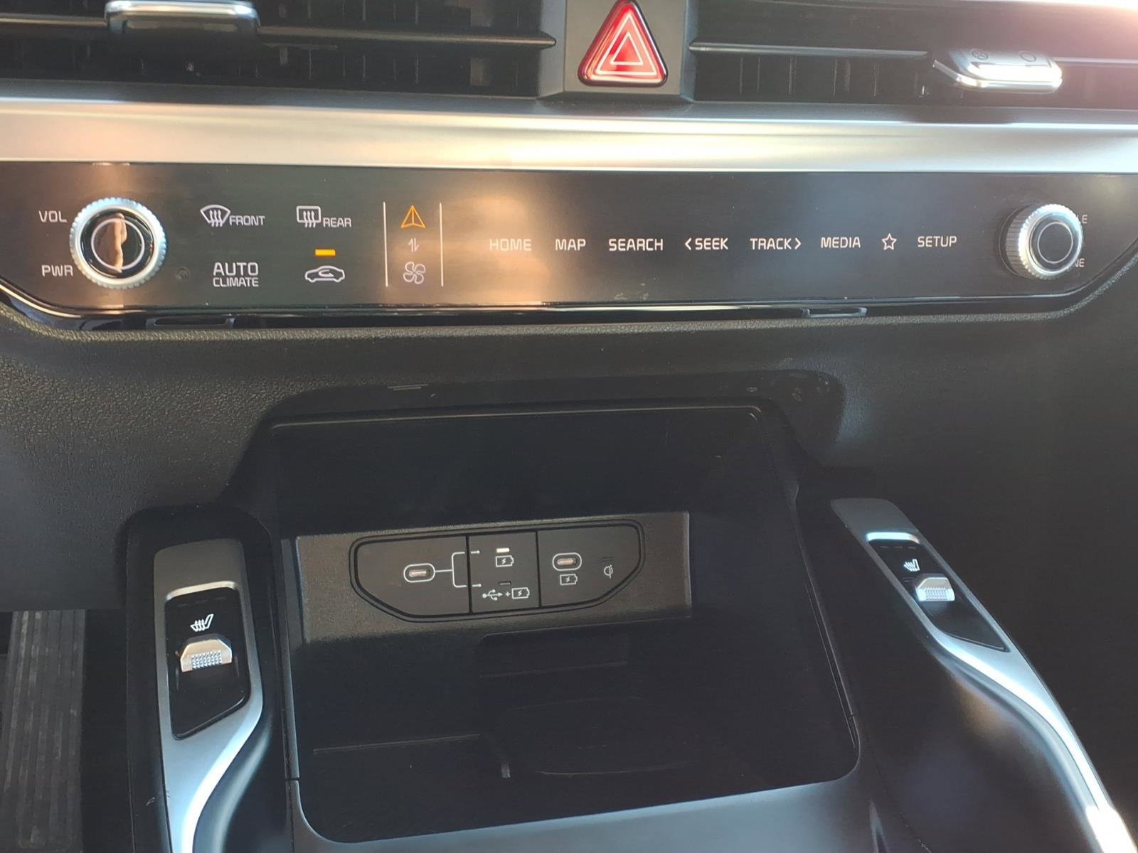 Certified Used 2024 Glacial White Pearl Kia S image 7