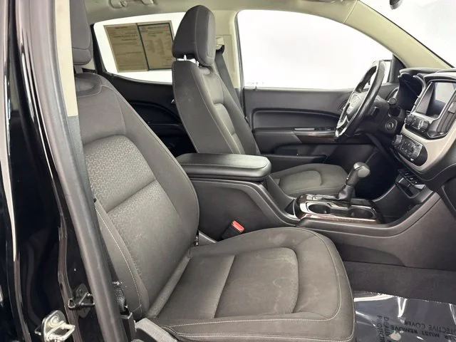 Used 2019 Black GMC SLE1 image 17