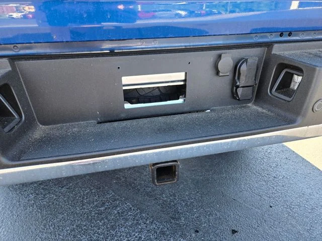 Used 2025 Blue Ford XLT image 17