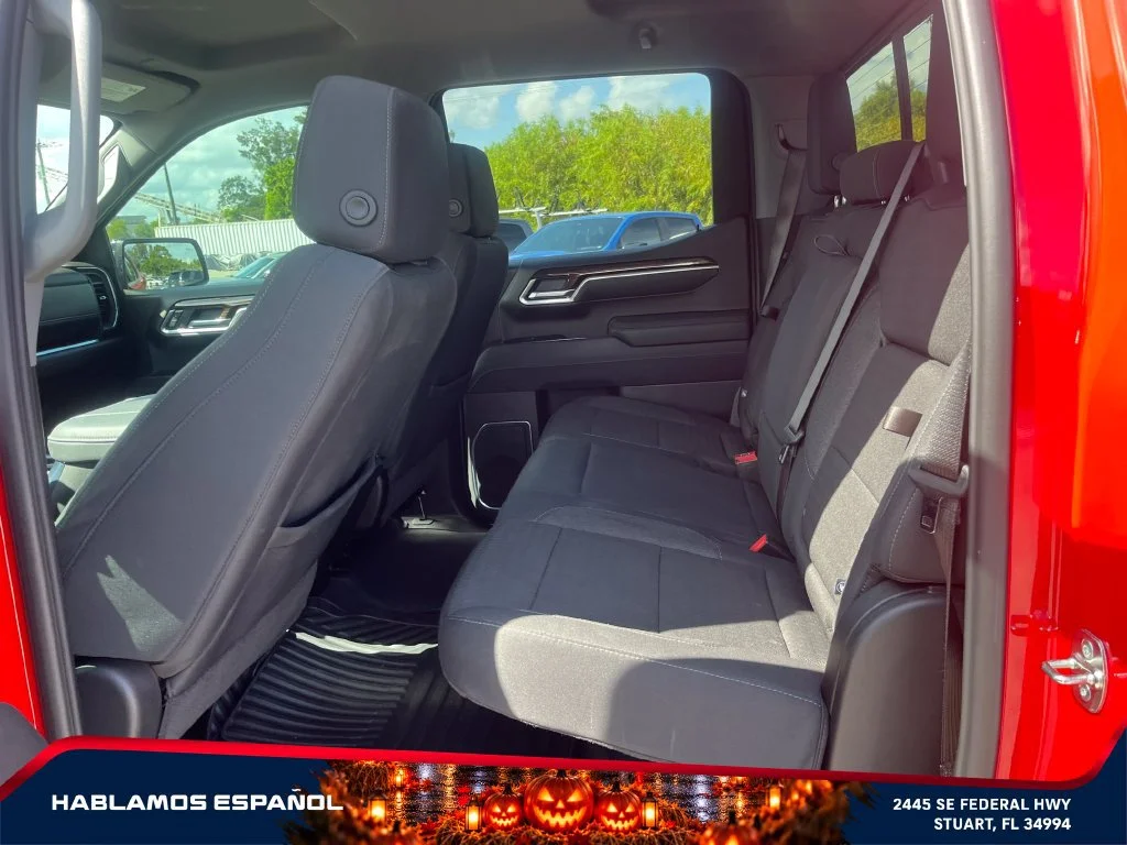 Certified Used 2026 Cardinal Red GMC Elevation image 11