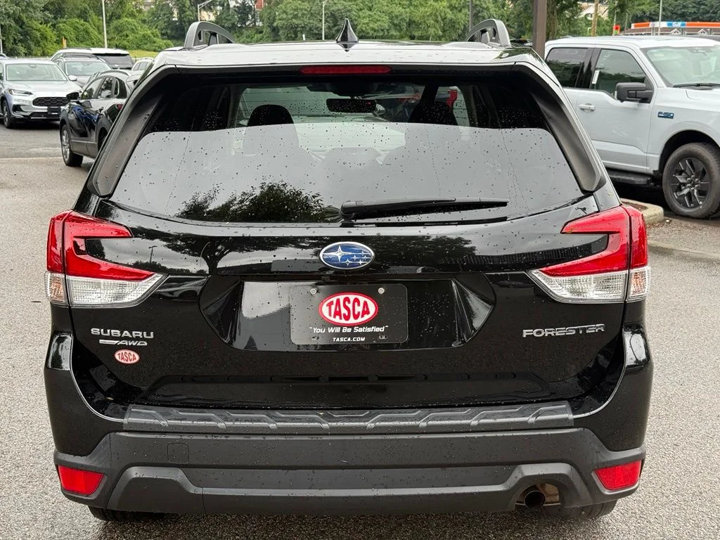 Used 2024 Black Subaru Premium image 9