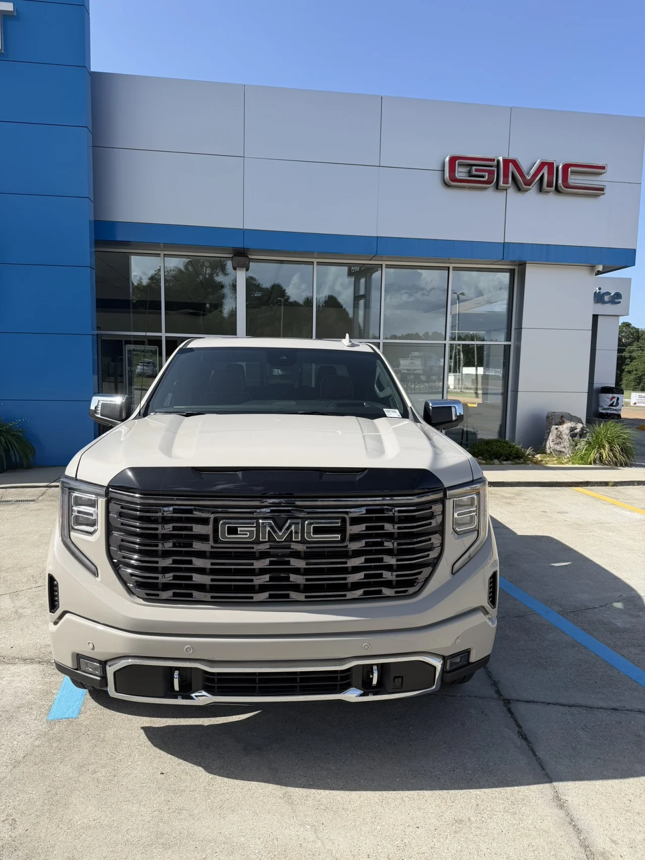 New 2026 Coastal Dune GMC Denali Ultimate image 27