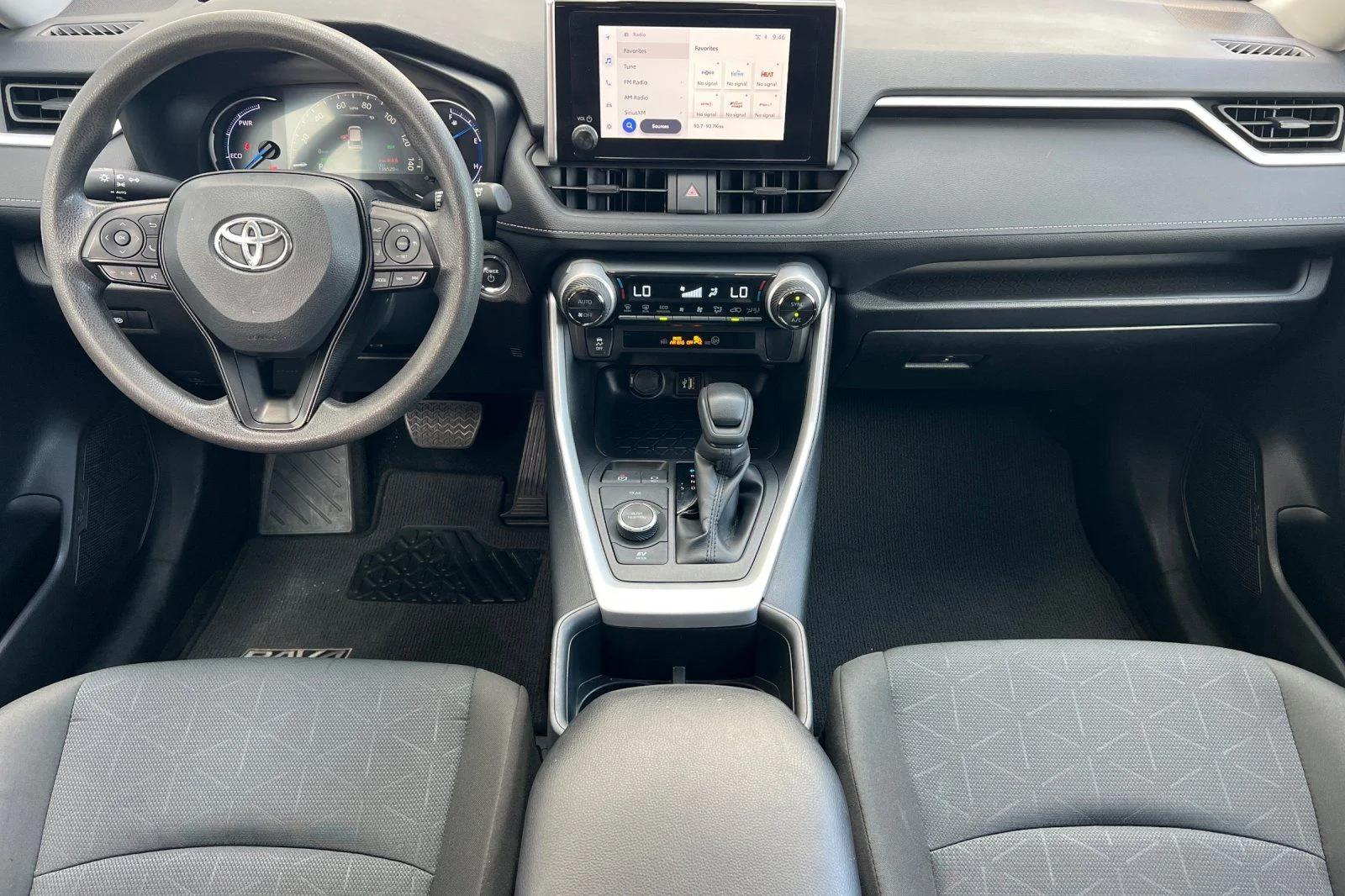 Used 2025 White Toyota XLE image 13