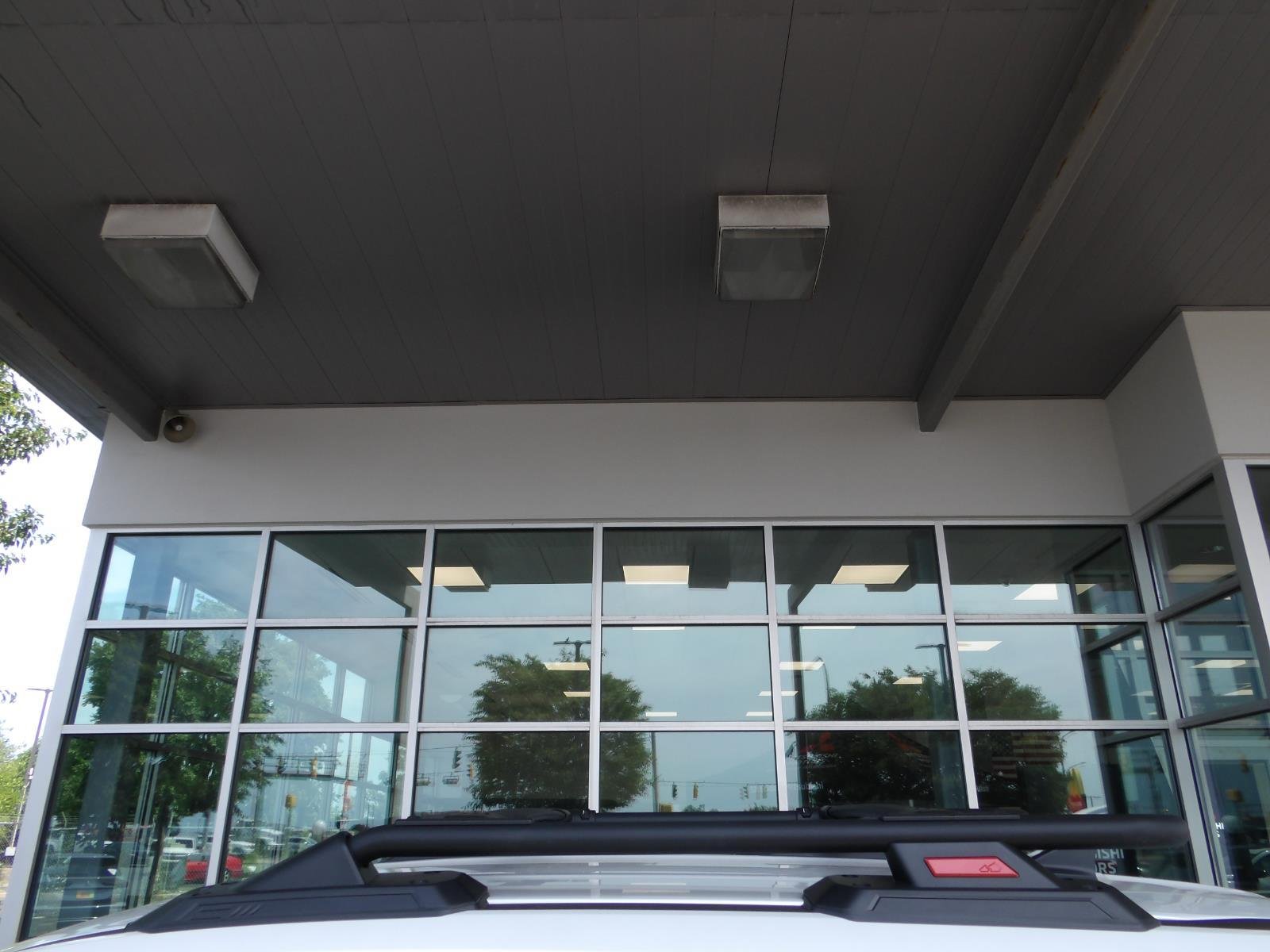 New 2026 Everest White Pearl TriCoat Nissan Rock Creek® image 14