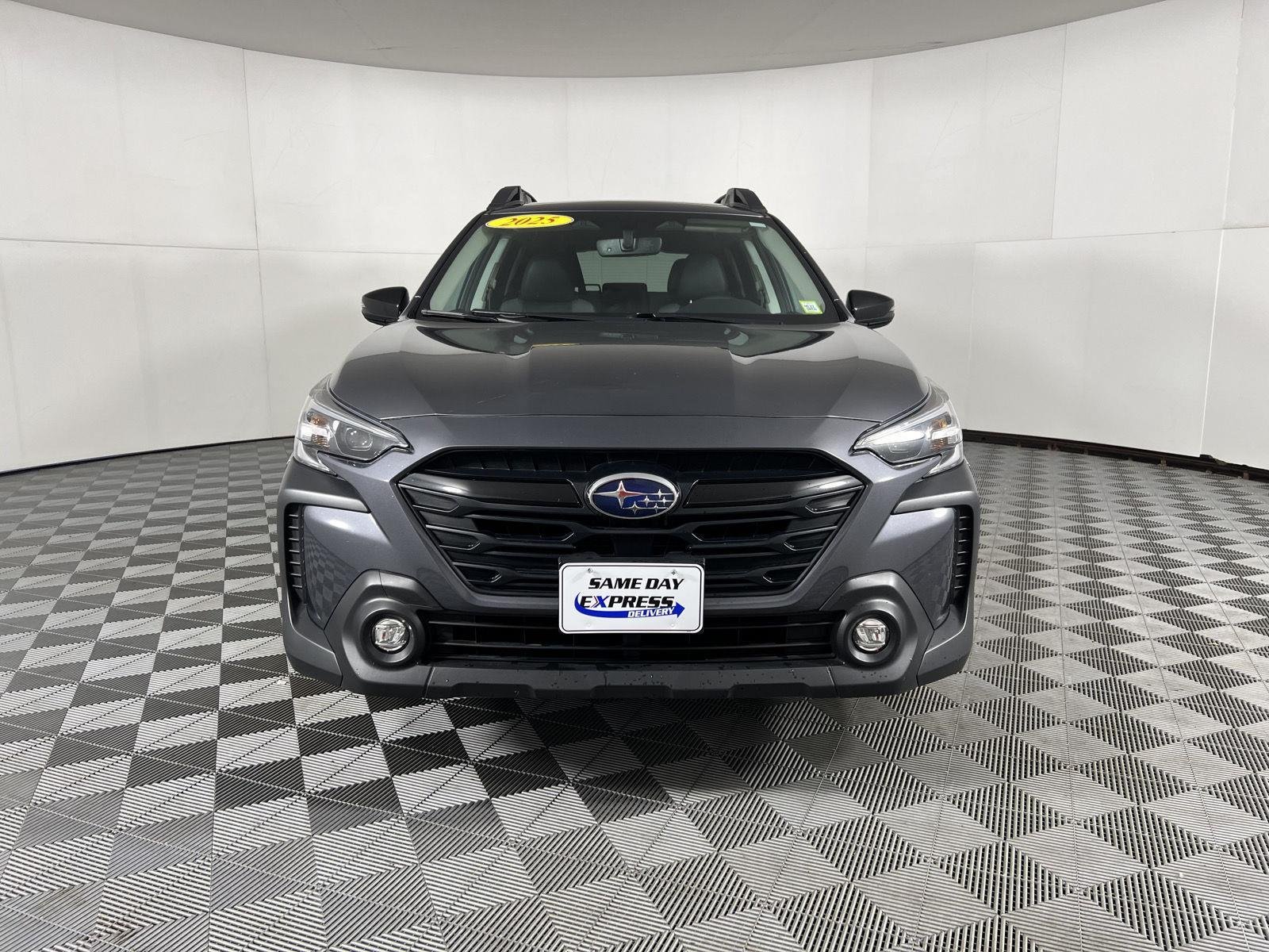 Used 2025 Magnetite Gray Metallic Subaru Onyx Edition image 35