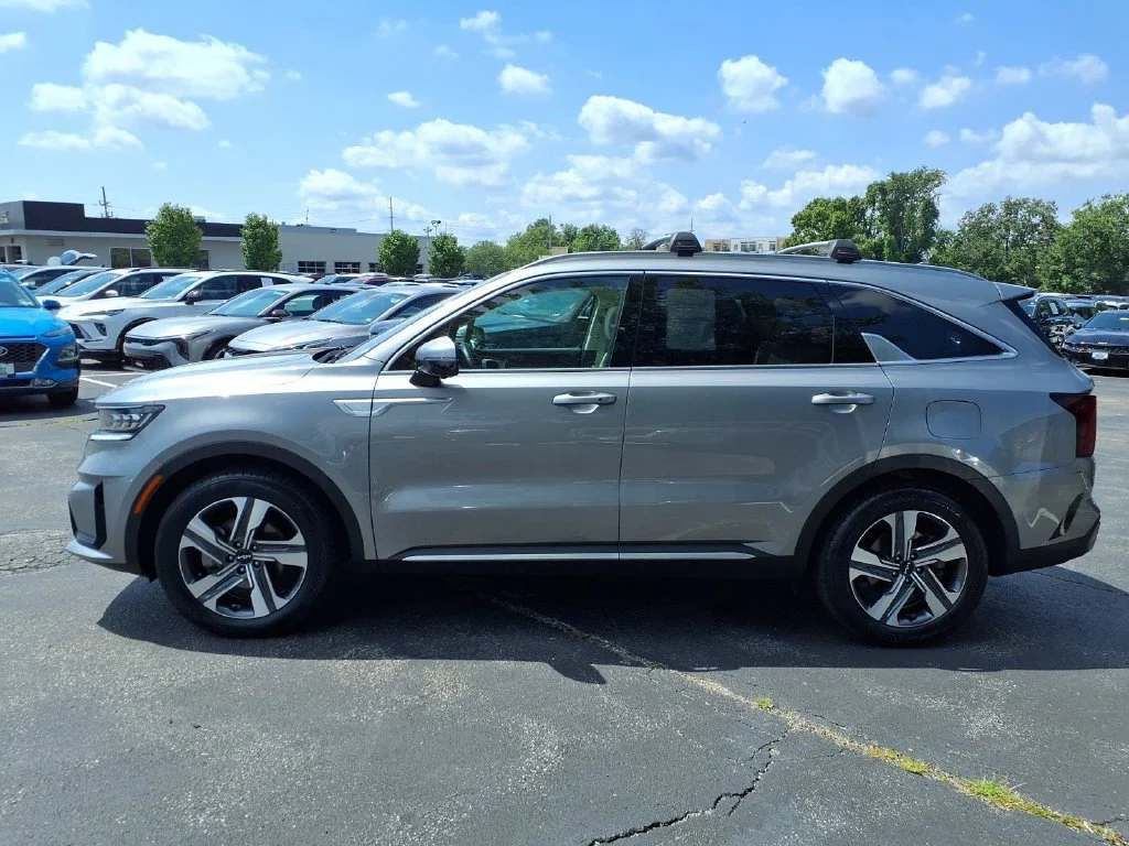 Used 2023 Steel Gray Kia SX Prestige image 18