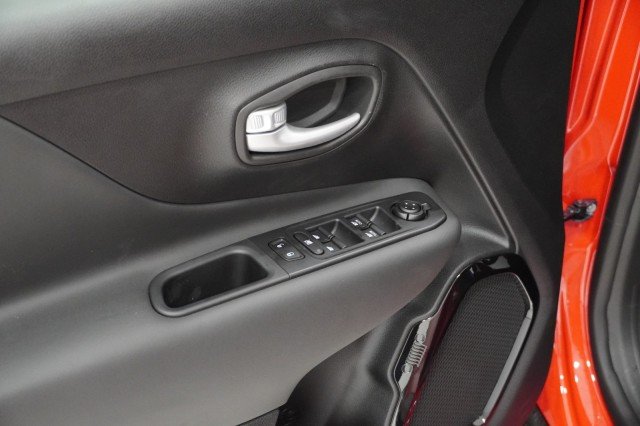 Used 2023 Colorado Red Clearcoat Jeep Altitude image 11
