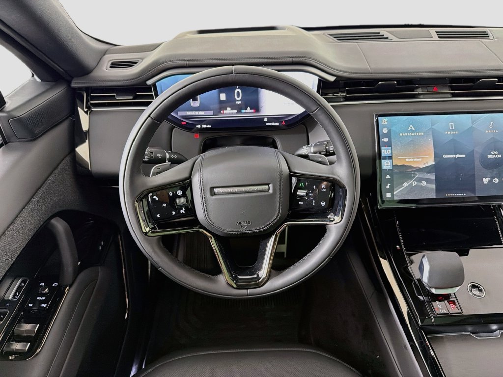 New 2027 Santorini Black Land Rover  Dynamic SE P530 image 24