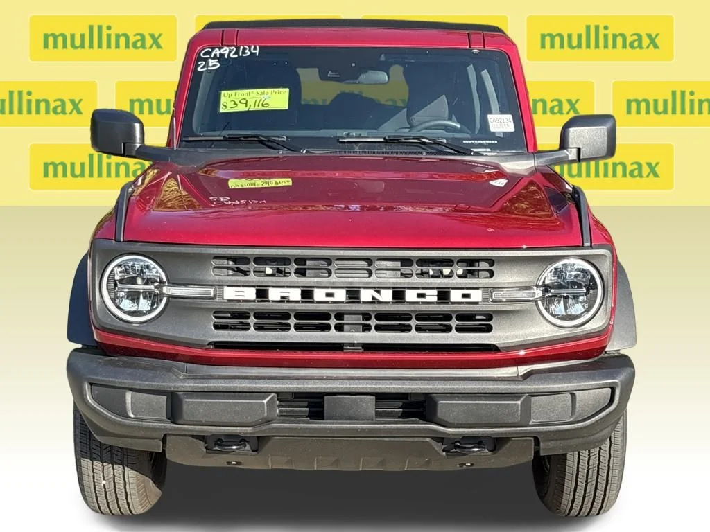 2025 Ford Bronco 4-Door Base - Photo 8