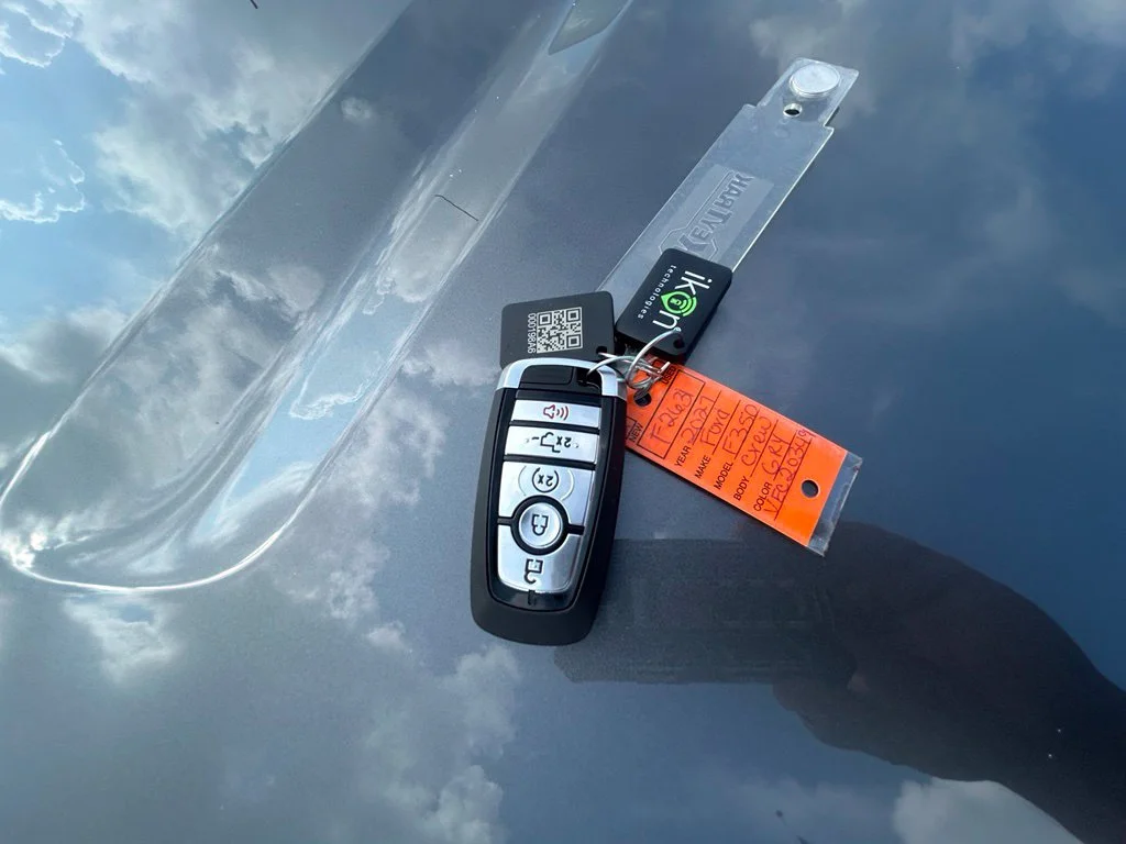 New 2027 Carbonized Gray Metallic Ford F-350® Lariat® image 29