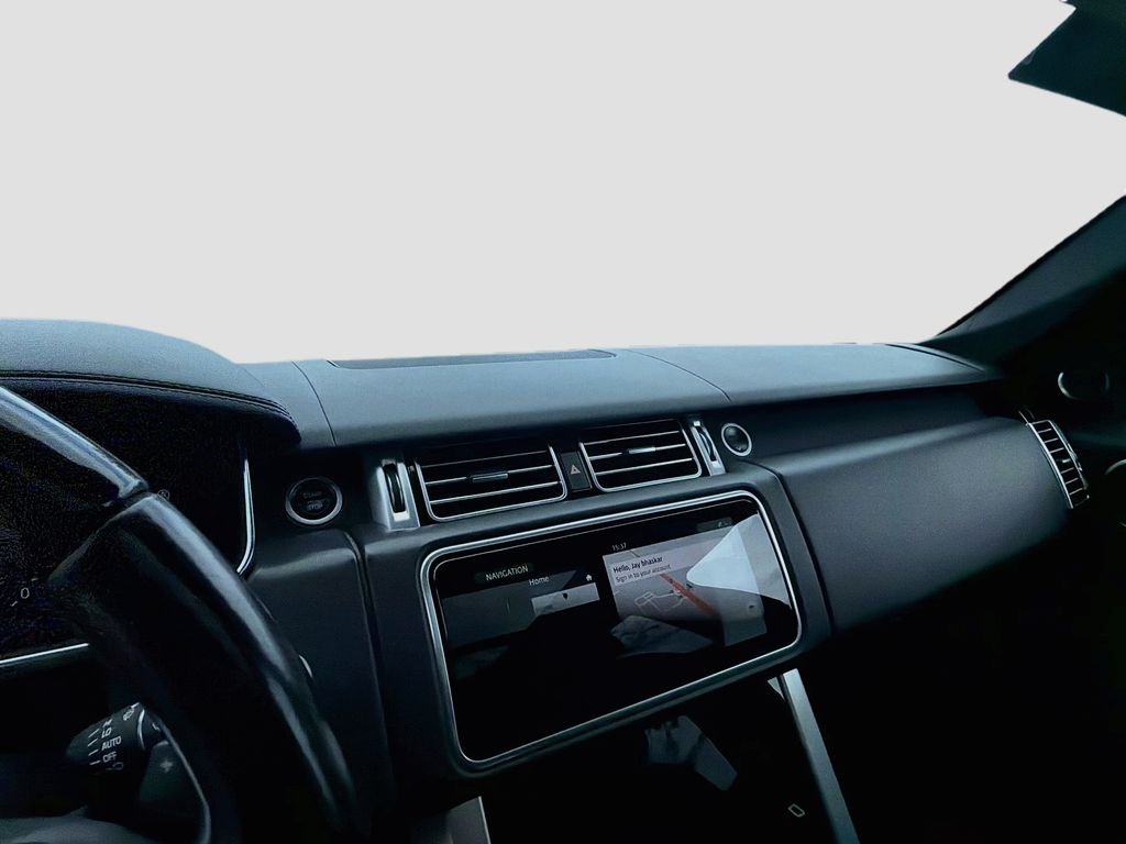 Used 2020 Black Land Rover HSE image 16