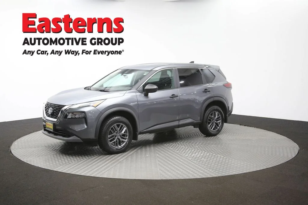 Used 2023 Gray Nissan S image 56
