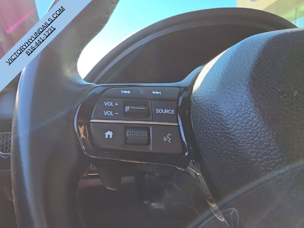 Used 2025  Honda Sport image 21