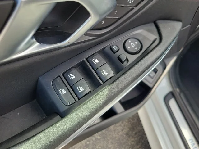 Used 2024 White BMW 330i image 20