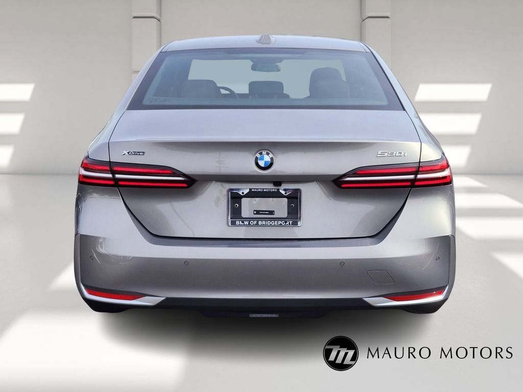 Used 2026 Gray BMW 530i xDrive image 4