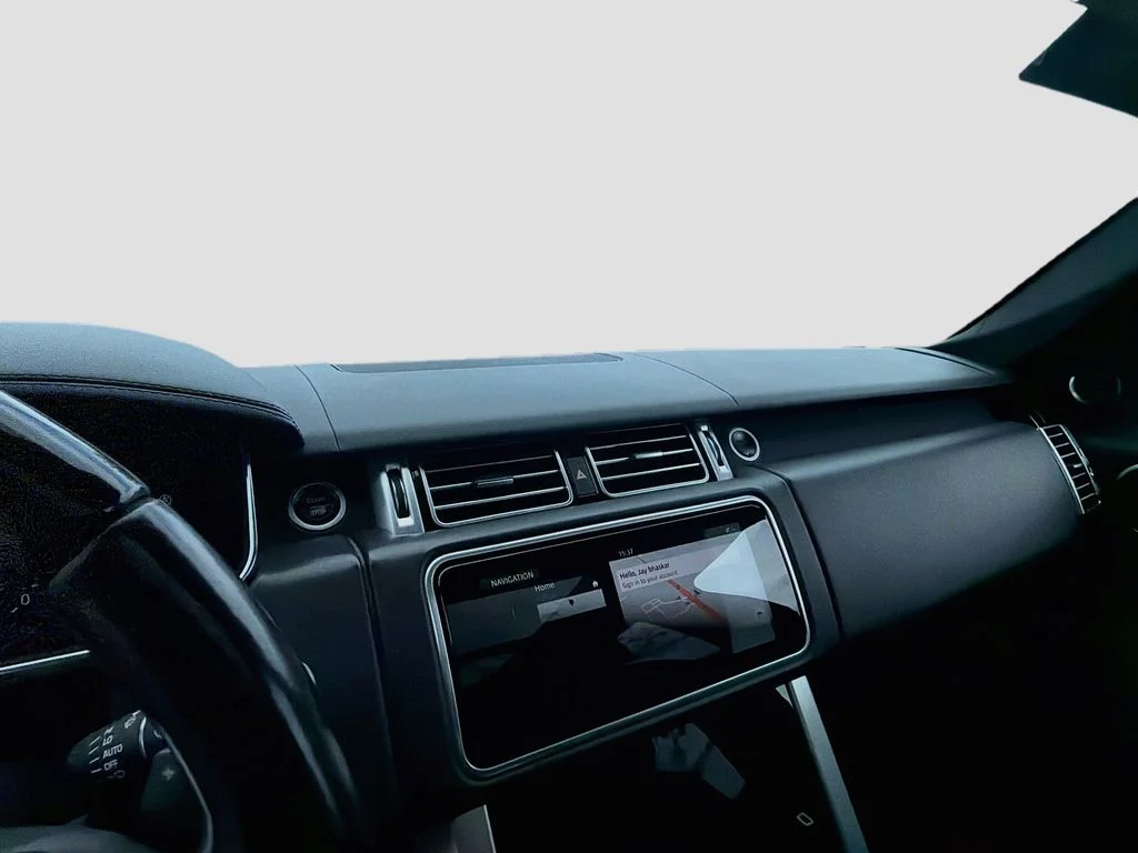 Used 2020 Black Land Rover HSE image 16