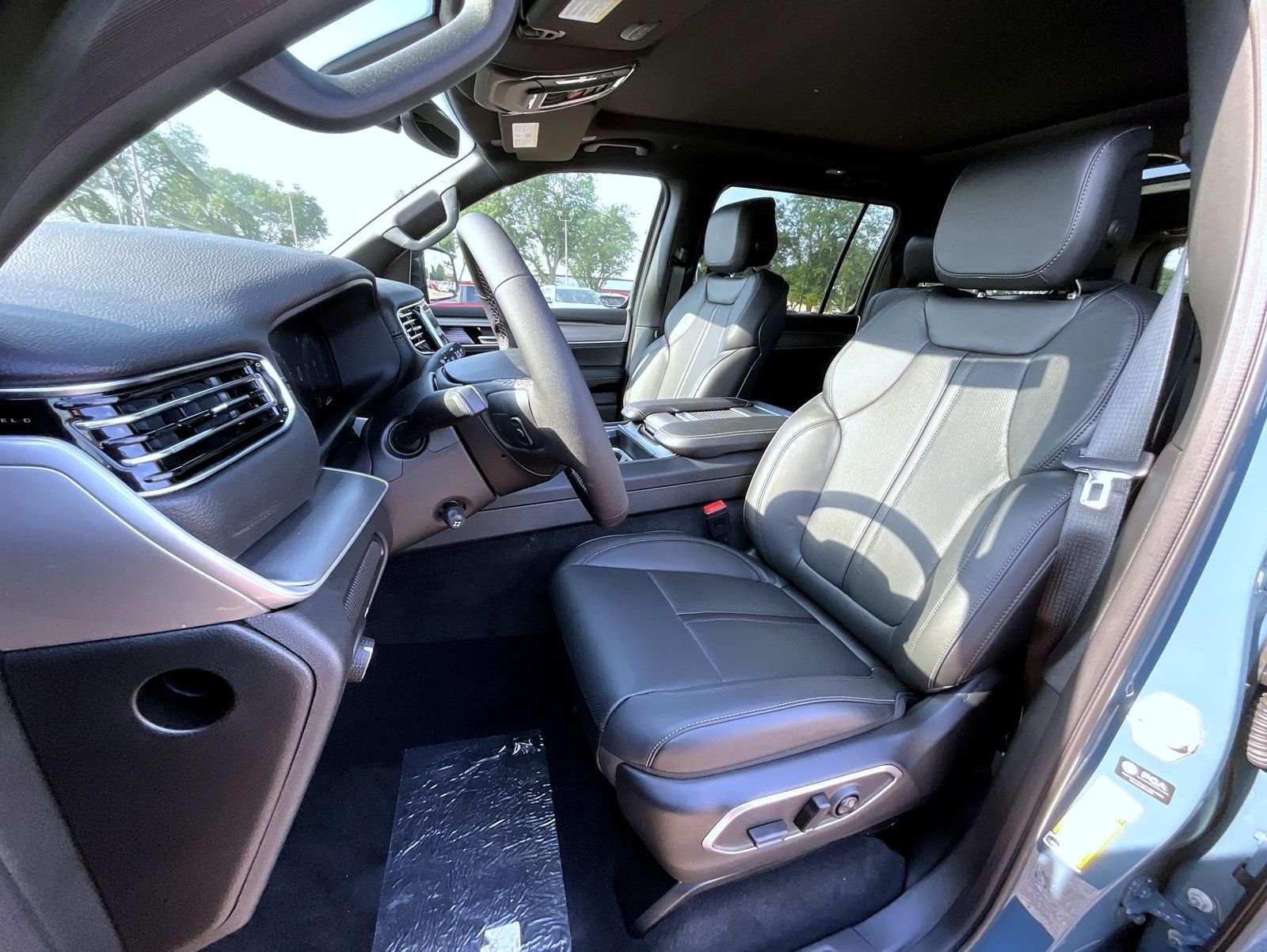 New 2026 Steel Blue Jeep Upland image 11