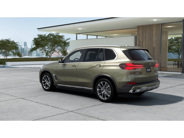 New 2026 Manhattan Green Metallic BMW  image 2
