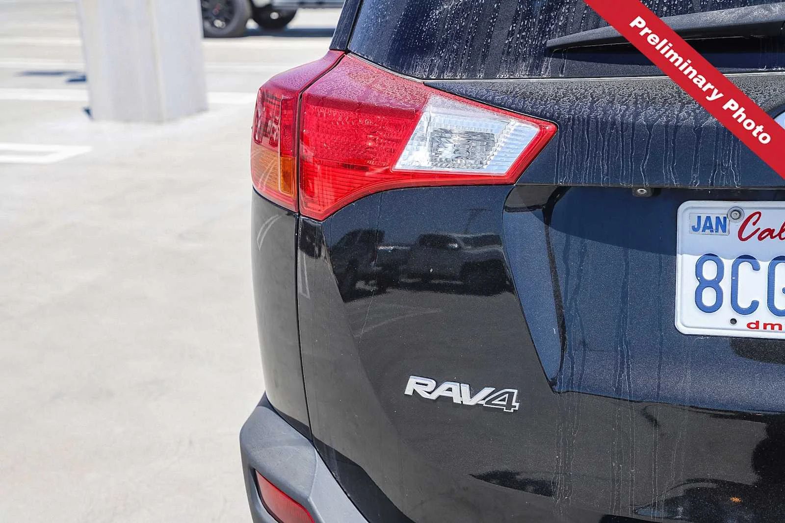 Used 2015 Black Toyota LE image 9