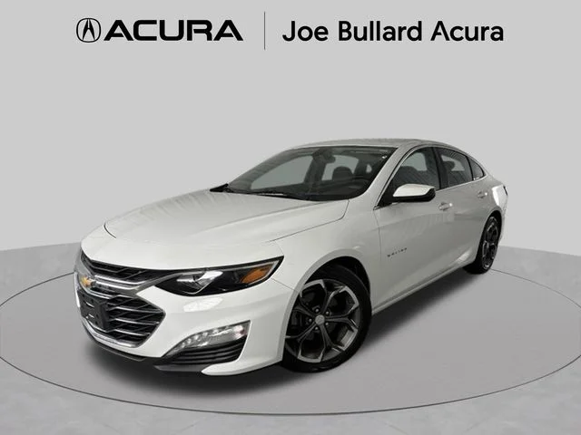Used 2021 White Chevrolet LT image 1