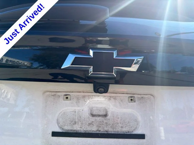 Used 2023 White Chevrolet Premier image 18