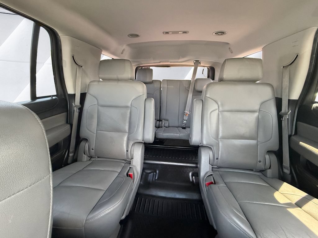 Used 2015 SILVER ICE METALLIC Chevrolet LT image 18