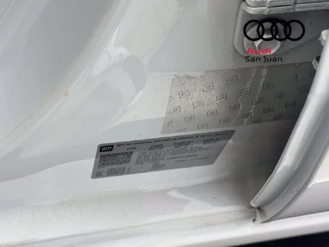 Used 2021 White GMC AT4 image 33