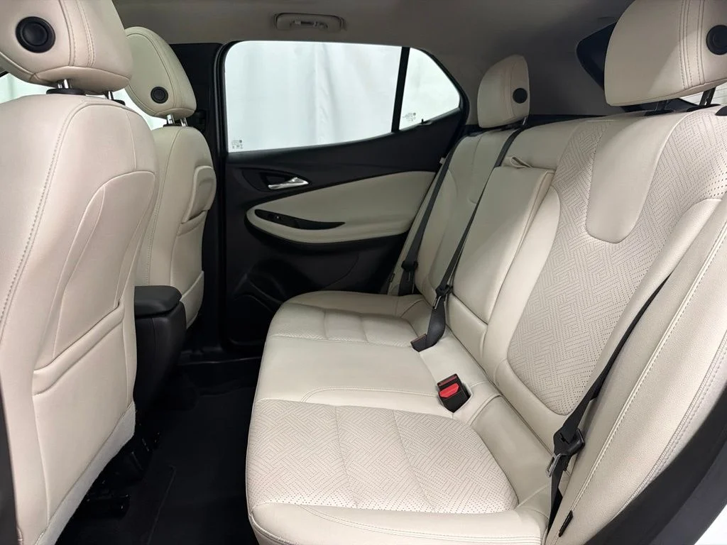 Used 2020 White Buick Essence image 25