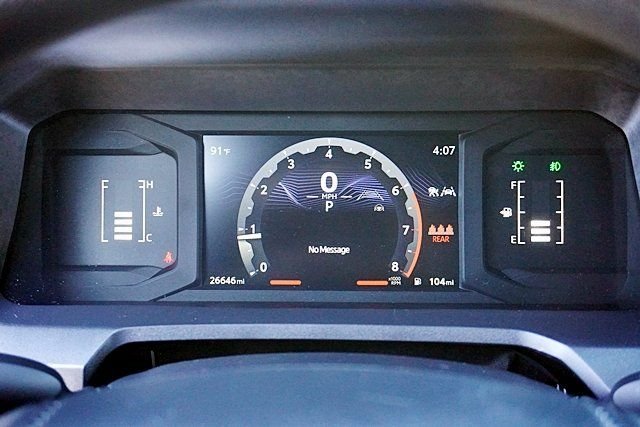 Used 2024 Silver Toyota SR5 image 29