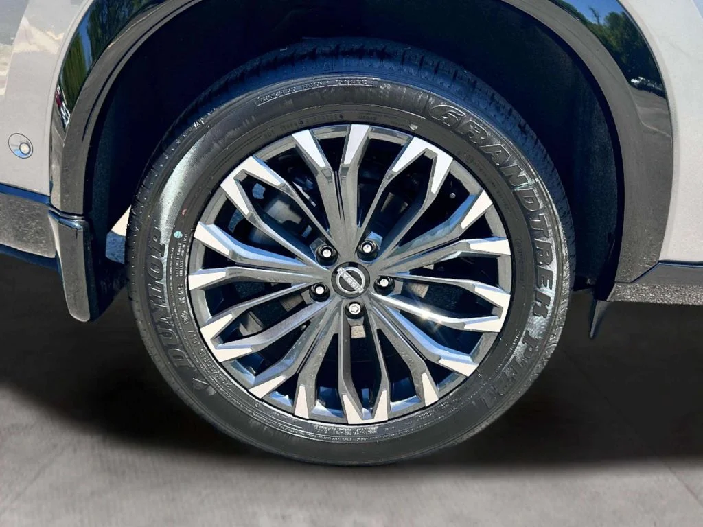 New 2026 Gun Metallic Nissan Platinum image 10