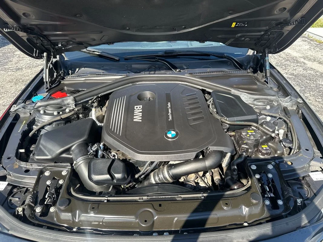 Used 2017 Black BMW xDrive image 9